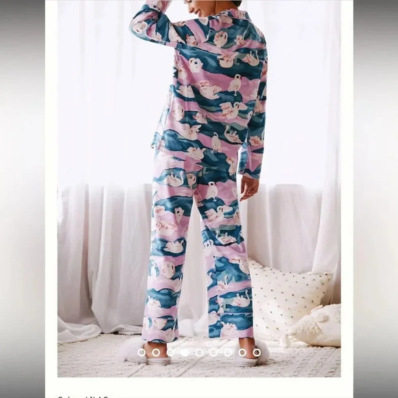 NWOT Olivia Wendel for Anthropologie Swan Flannel Sleep Top - Picture 4 of 14